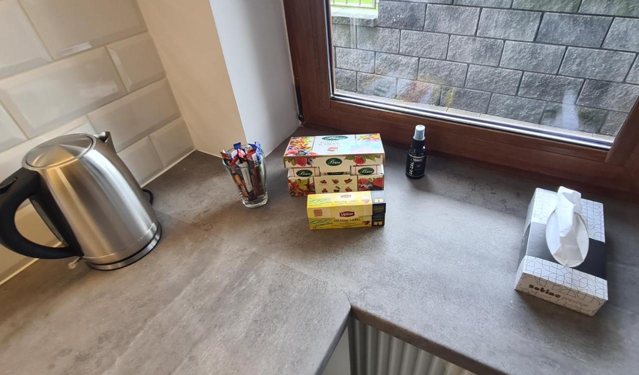 44 - Apartamenty Siedlce - Nowy Apartament W Centrum Przy Ul Czerwonego Krzyza Екстериор снимка
