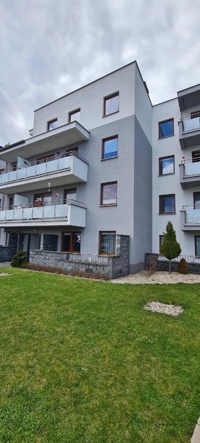 44 - Apartamenty Siedlce - Nowy Apartament W Centrum Przy Ul Czerwonego Krzyza Екстериор снимка
